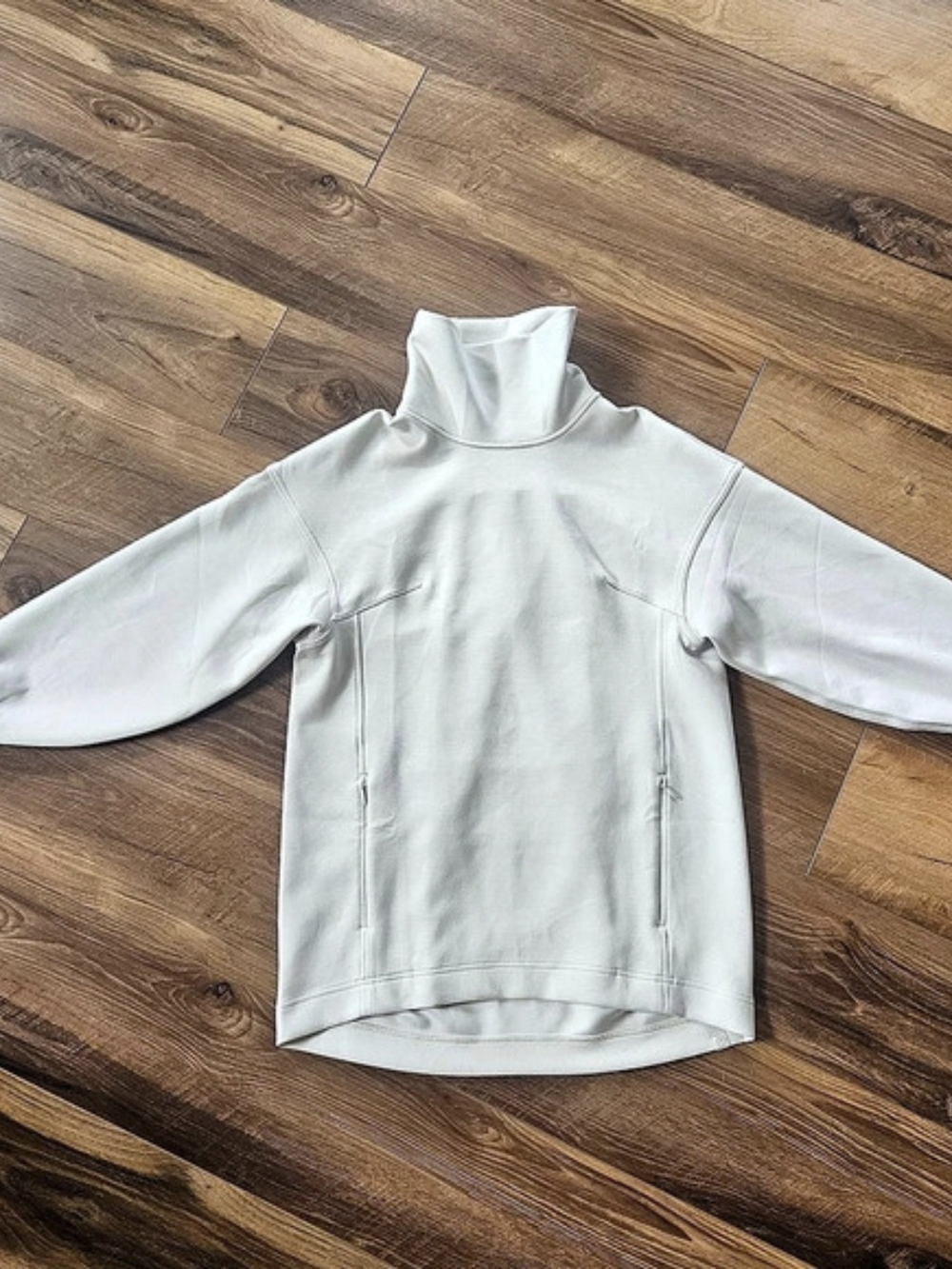 lululemon Modal-Blend Turtleneck Tunic in White Opal Size 4 Like New